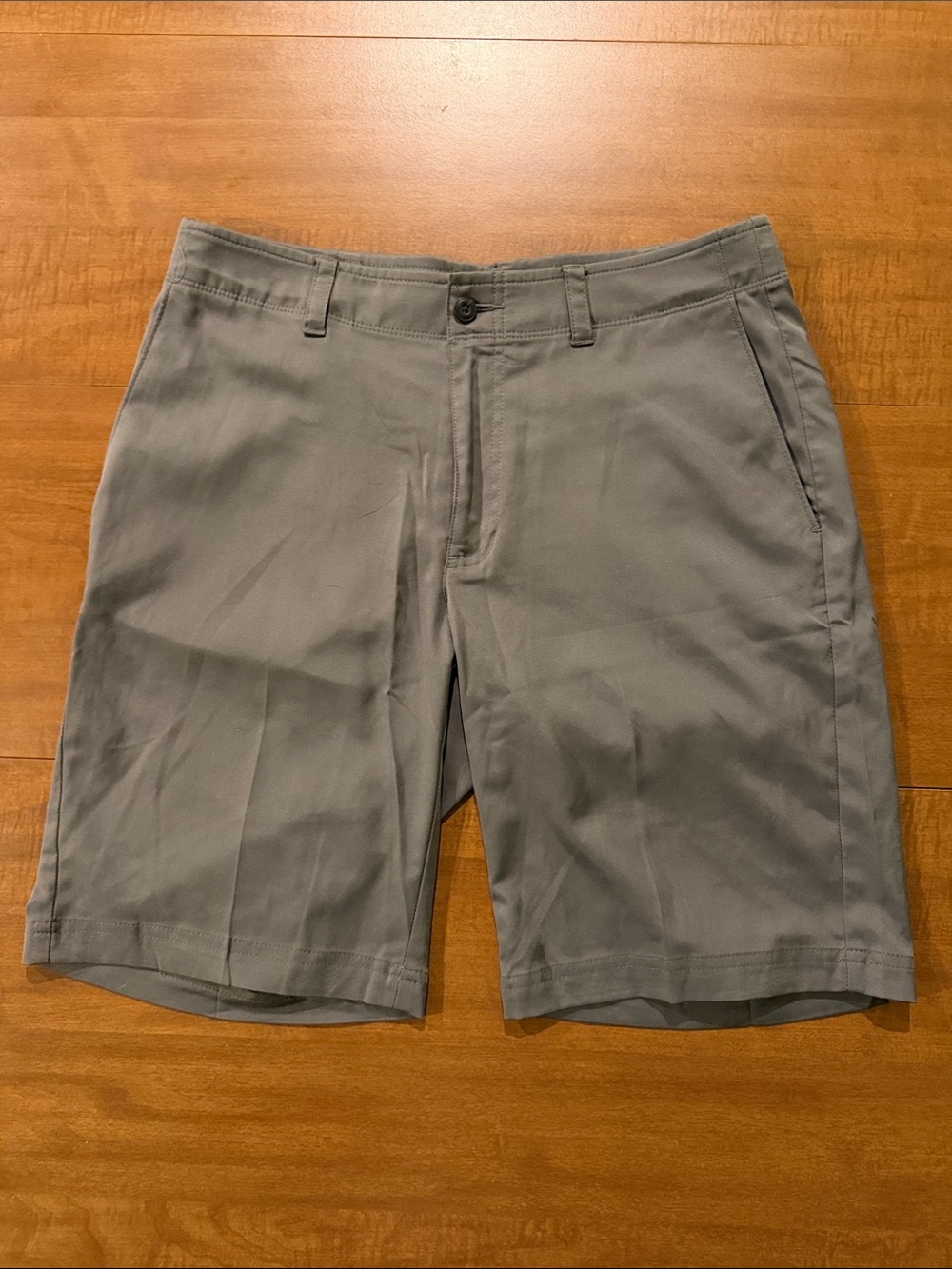 PGA Tour Men's Gray Performance Shorts 32